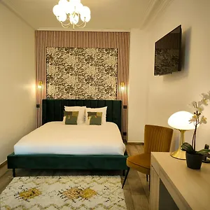*** Hotel Le Twelve France